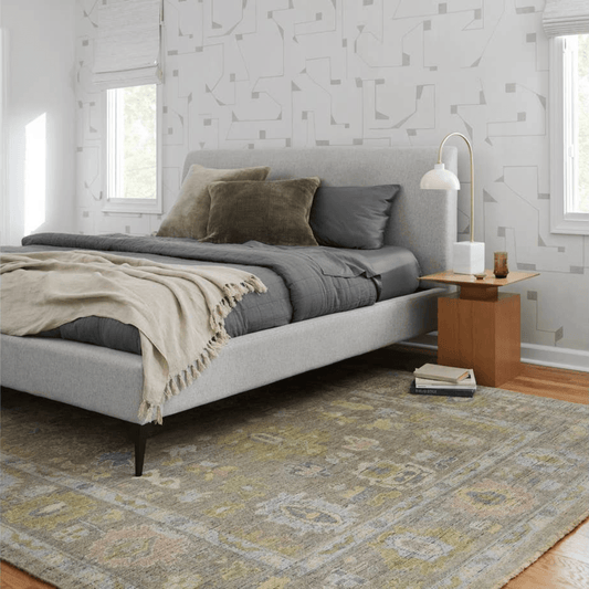 Everly Syliva Hand Knotted Rug